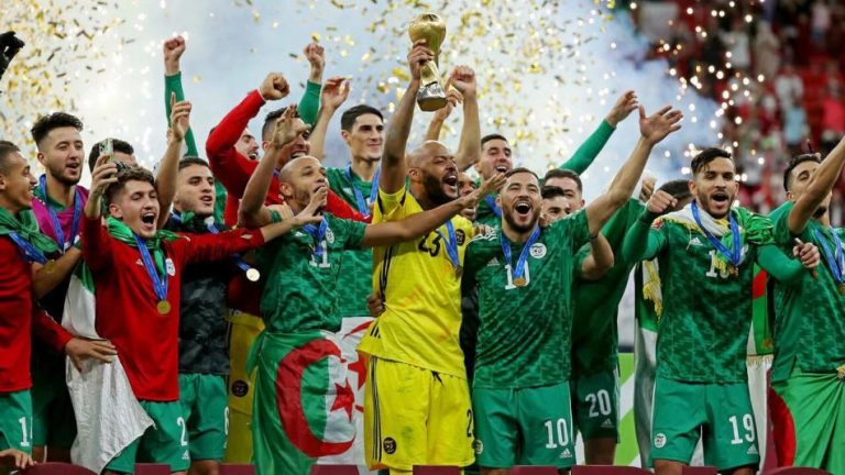 منتخب الجزائر يفوز بكأس العرب 2021 بعد الفوز على تونس